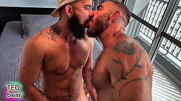 O Garotinho do Papai - tedbluebear and Enzo FTM