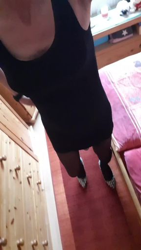 Sexy Roberta in Nylons und High Heels