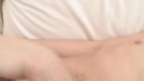 ”Hot booty muncher Tony jacks off his tool & splooges”