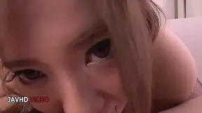 Asian MILF Alice Ozawa gives a blowjob in stockings