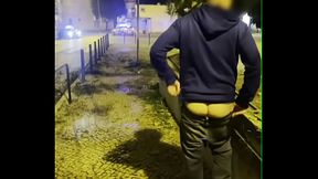 compilation of amateur boys flashing their ass in the street