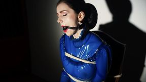 Goddess in latex blouse tied with ropes (4K)