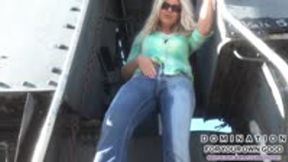 MILF Greta Wets Dallas