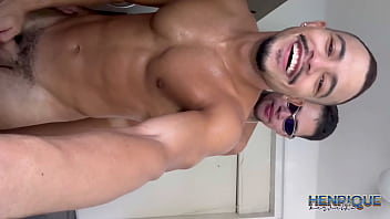 S&Oacute_ TEVE PAU N&Atilde_O TEM &Aacute_GUA COM O GOSTOSO DO MATHEUS MATOS DEIXE ELE TODO ABERTINHO NA MEU PAU NO RJ