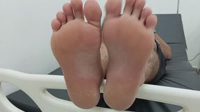 La suavidad de mis plantas, enfoque total de mis pies.
