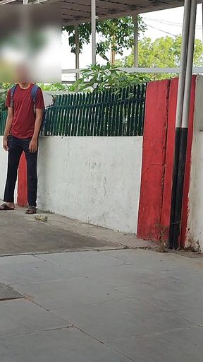 Jaw-dropping moment from &quot;Men at railway station&quot;