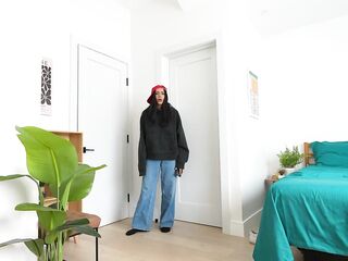 All Natural Large Titty Stepsis let me CUM ON HER BREASTS- Roxie Sinner