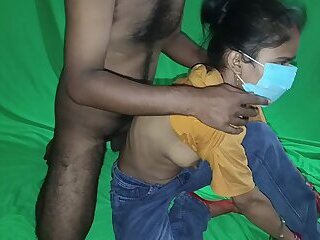 New Indian beautiful Muslim girl sex video and desi girl beautiful xvideo and sex video XX porn