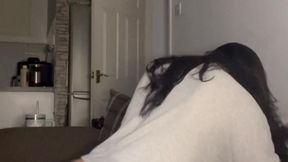 Young hunk's amateur fun before sexy MILF arrives