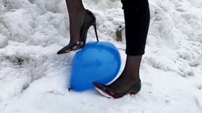 Crush Balloons in Christian Louboutin So Kate 120 on Snow, High Heels Crush Balloons, Heels Sinking in Snow, Louboutin crush Balloons