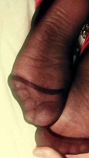 Come Jerk off on the Nylons