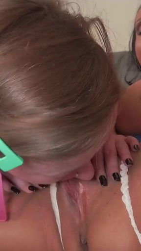 Nicole DuPapillon UK's largest labia fucks her stepdaughter