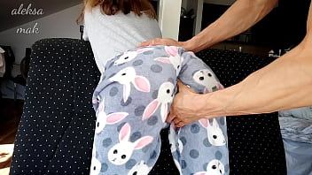Step Brother Spanks Step Sister&#039_s Ass in the Morning