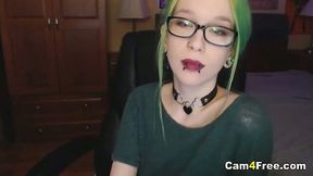 Goth Babe Gets naughty on Cam