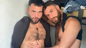 Rodrigo El Santo Barebacks Soccer Hunk Eric Deen in Taxi Dick Ride