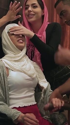 Hijabi humor in Indian CFNM oral sex scene