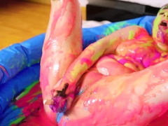 Lyndra Lynns slime buckets