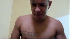 Travesty dotada sendo sarabulhada por pica grande e grossa de garot&atilde_o chupeteiro do centro