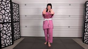 LACY'S STRONG KARATE HANDS (4K)