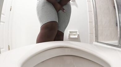 How Long can I hold it While looking at the Toilet PART 20