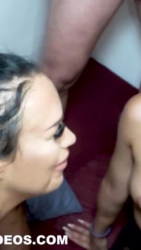 BLOWBANG LISA &amp; ZARA FILLED WITH CUM   Clip 1