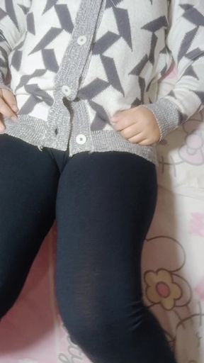 After work, stop by a friend&#039;s boarding house