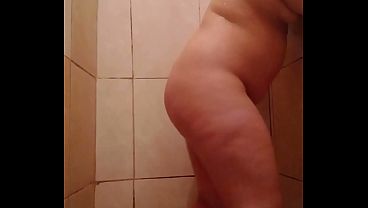 JULLY NINFETINHA A GRAVIDINHA MAIS GOSTOSA DO MOMENTO LAVANDO SUA BUCETA CARNUDA E INCHADA EXIBINDO CUZINHO APERTADINHO AFIM DE GANHAR VARA PUTINHA NUNCA ESTA SACIADA DA SUA SEDE DE LEITE QUENTE