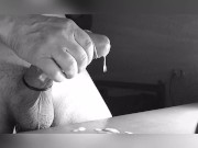 Cazzo che si contrare mentre sborra