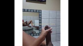 Rafaella Santos - Esperando o Clinte sair do Banho!