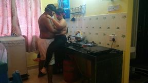 Bengali bhabhi gets fucked in the kitchen