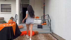 The Halloween Doormat at the Sorority House Full Video