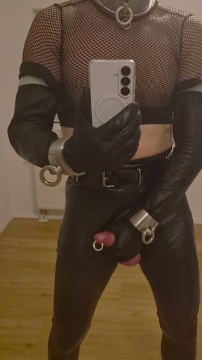Shaking my cock in leather and latex