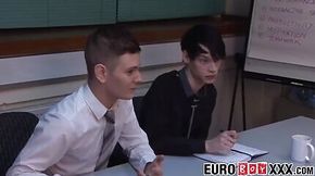 Skinny Euro ks bareback during an office meeting