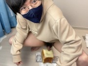 【パン vs おしっこ】パンに小便ぶっかけたら吸収される？こぼれる？ 実験してみよう ゲイ ホモ ノンケ お漏らし