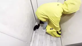 Apologetic food delivery girl deep throats and gets hard doggystyle fucked