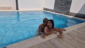 Horny Colombian woman fucks the lifeguard after he helped her - ALEJA AND AAROON