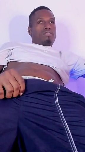 Vergón Moreno Colombian Showing Everything at Home