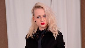 Gorgeous blonde with red lips Hanna Rey screwed in the office