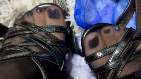 Foot Worship & Strap-On Roulette