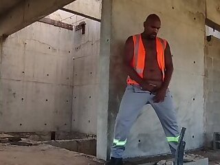 After Work I Went to the Construction Site to Enjoy Myself