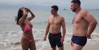 I Met Two Cats on the Beach and Made Out with Them Right There