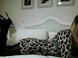 Sam_cdsissy sissy crossdresser jizz flow in hose