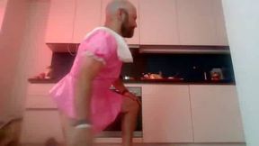 BigSlaveAndreas in the Kitchen in SissyLatex