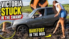 Vika Off-Road Barefoot Pedal Action in Mud 21 Min 1080