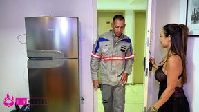 flagra - marido corno flagra esposa safada transando com outro macho.