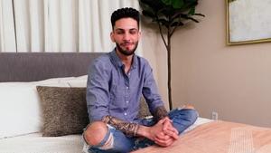 Stagcollective - Amateur Liam jerking big dick at casting