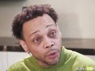That babe craves to experience double penetration so i called my ally for a threesome