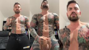 gangster musculado se la pela para su fan