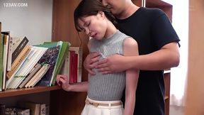 Japanese GF gives a deep blowjob