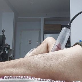 Disabled guy jerk off without playing with his fat cock but with a pumper!